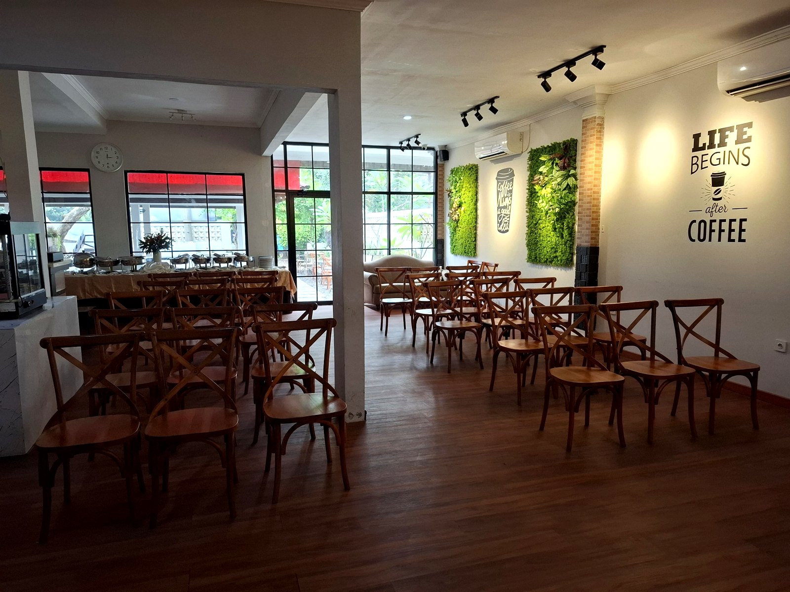 Ruang acara Sora Cafe